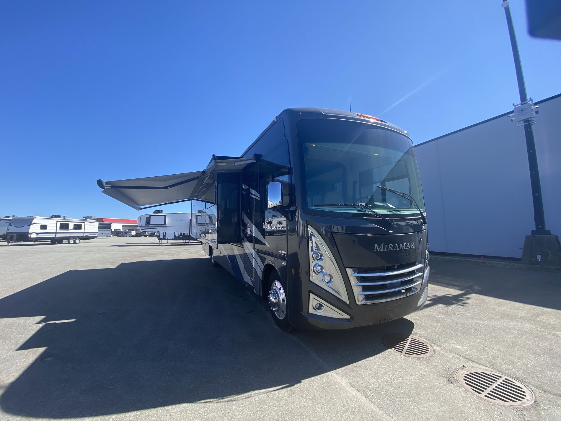 2023 THOR MOTOR COACH MIRAMAR 35.2*22